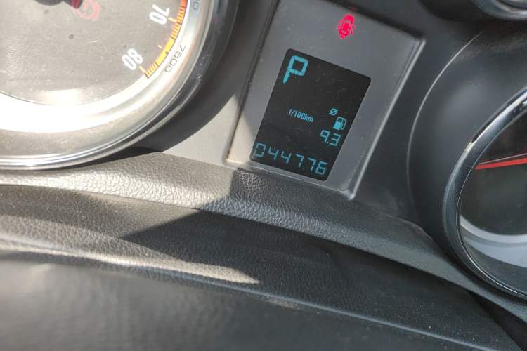 Used Buick Encore 2015 1.4T Automatic Two-Wheel Drive Urban Elite Version