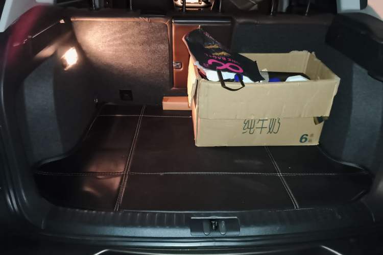 Used Volkswagen Tiguan L 2015 1.8TSI Automatic Two-Wheel Drive Luxury Model
