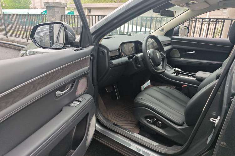 Used Hima AITO M7 2024 1.5T Intelligent Driving 4WD Max Edition 5 Seats
