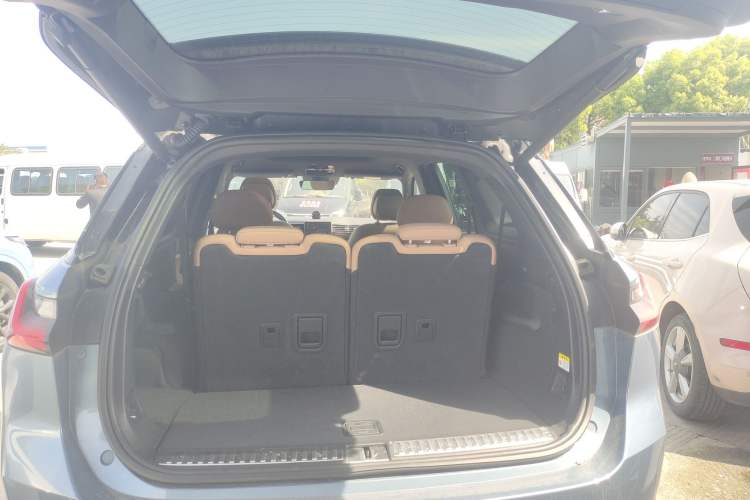 Used Nio ES8 2020 580 km Range Six-Seater Version Trunk