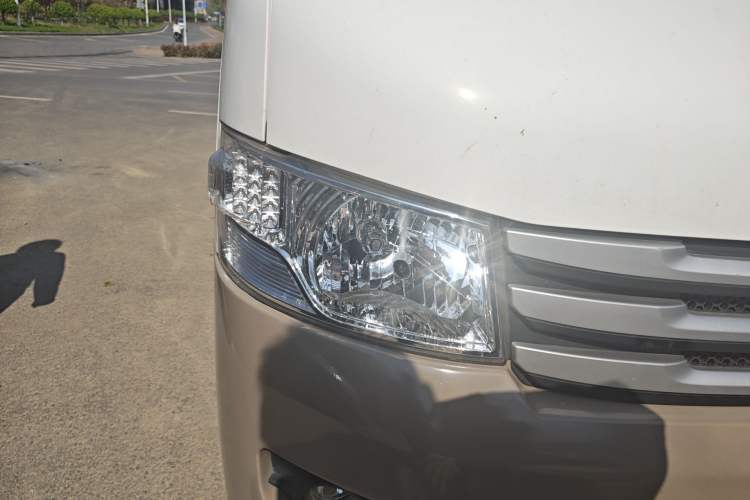 Used Foton Scenic G9 2016 2.4L Commercial Version Long Wheelbase 4G69
