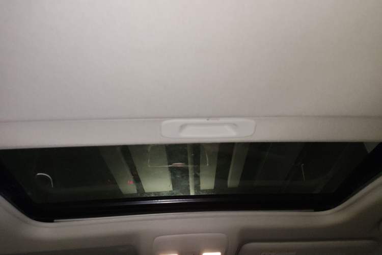 Used Mazda 3 Axela 2014 Hatchback 2.0L Automatic Sport Model