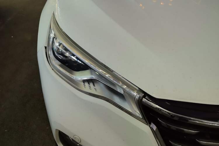 Used FAW Senya R9 2018 1.2T Automatic Luxury Smart Edition
