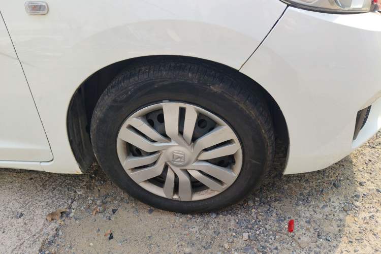 Used Honda Fit 2016 1.5L LXS CVT Comfort Sunroof Version
