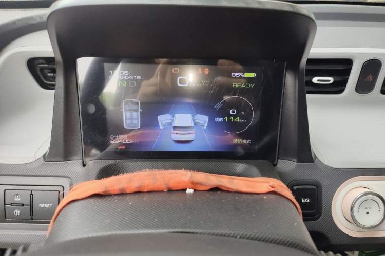 Used Wuling Hongguang MINIEV 2021 Macaron Fashion Edition Lithium-Ion Battery
