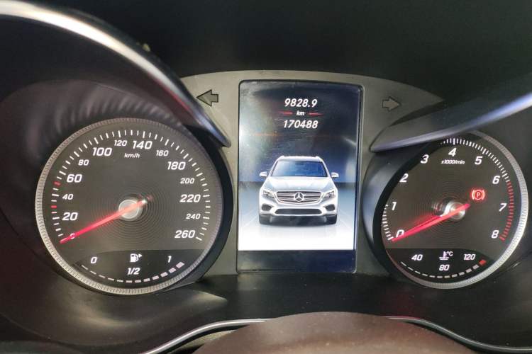 Used Mercedes-Benz GLC 2017 GLC 260 4MATIC Dynamic Edition
