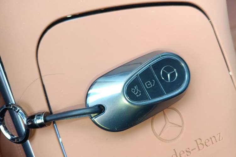 Used Mercedes-Benz GLC 2025 Refresh GLC 260 L 4MATIC Dynamic Edition
