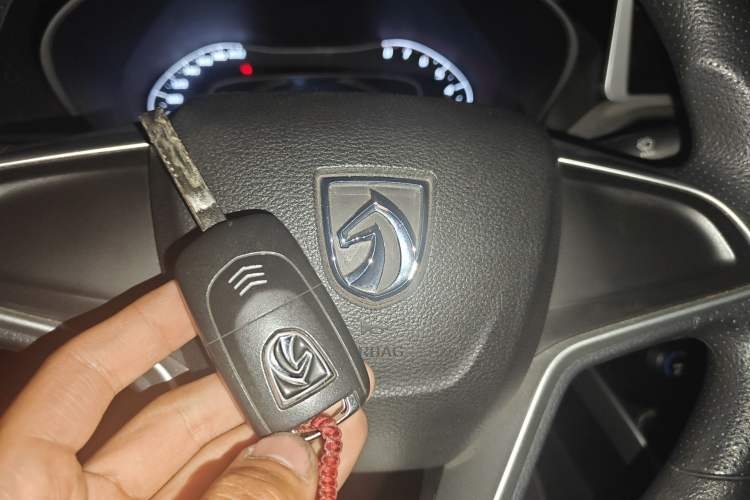 Used Baojun 510 2017 1.5L manual Comfort trim