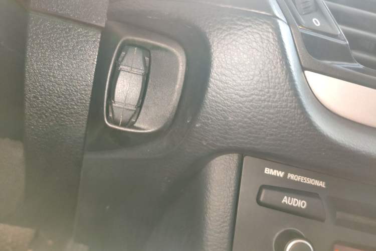 Used BMW X1 2014 sDrive18i Fashion Model
