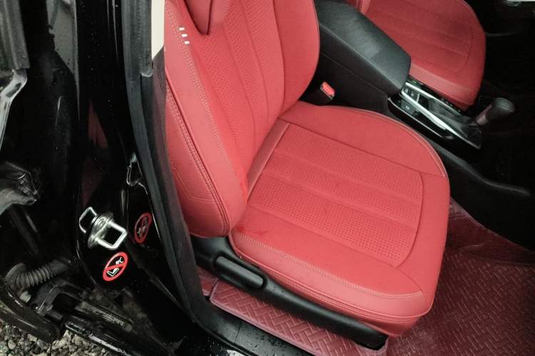 Used Honda Crider 2019 180 Turbo CVT Luxury Edition China VI Emission Standard Right Front Seat