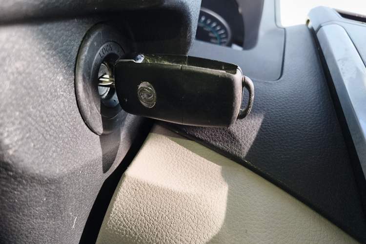 Used FORTHING Joyear XV 2016 1.6L CVT Luxury Model