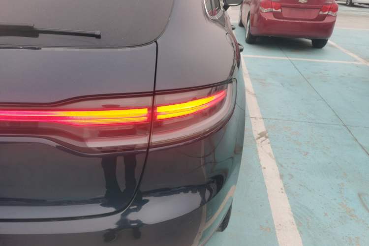 Used Porsche Macan 2018 Macan 2.0T