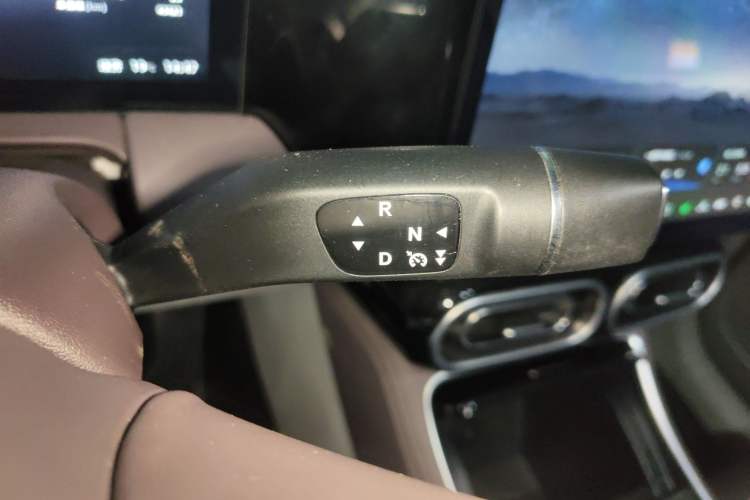 Used Leapmotor C11 2023 Pure Electric 500 Comfort Edition Gear Lever