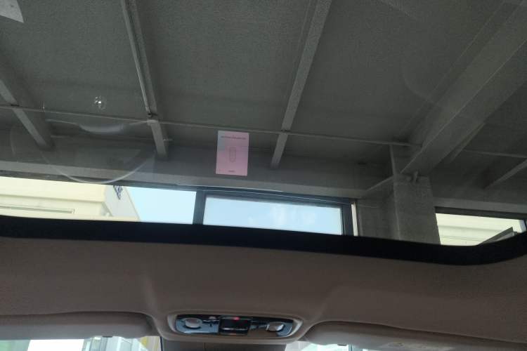 Used Leapmotor C11 2024 All-Electric 580 Luxury Edition Headliner