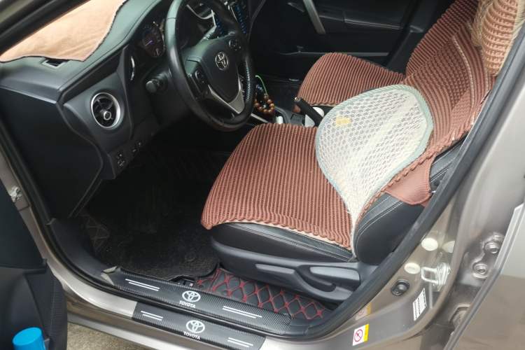 Used Toyota Corolla 2018 Dual-Engine 1.8L E-CVT Smart Edition
