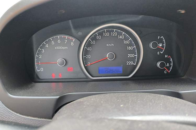 Used Hyundai Celesta 2011 1.6L Manual Comfort Edition Instrument Cluster