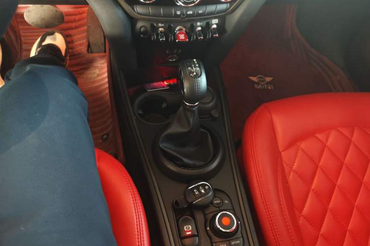 Used MINI Countryman 2017 1.5T COOPER
