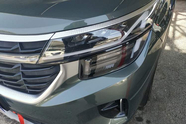 Used Kia Seltos 2023 1.5L CVT Luxury Edition
