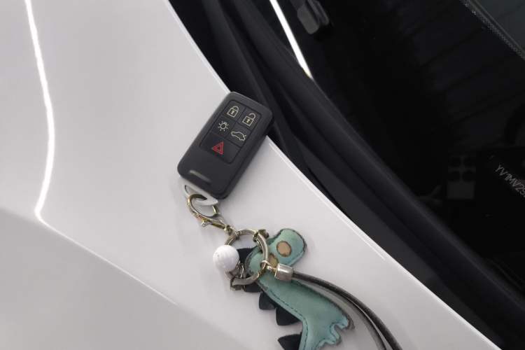 Used Volvo V40 2019 T3 Zhiyi Edition