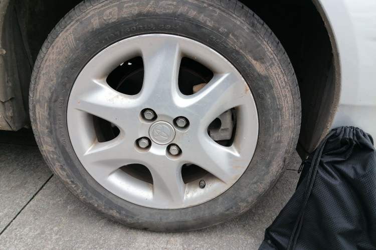 Used Toyota Corolla EX 2013 1.6L Automatic Luxury Edition Right Front Wheel Hub