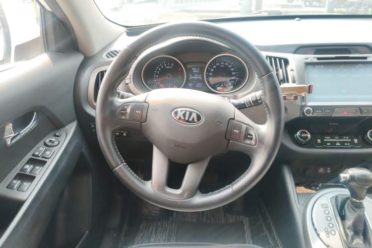 Used Kia Sportage R 2015 2.0L Automatic Two-Wheel Drive GLS Steering Wheel