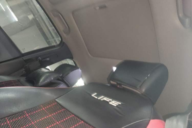 Used Honda LIFE 2021 1.5L CVT CRO-S Fun Edition Headliner