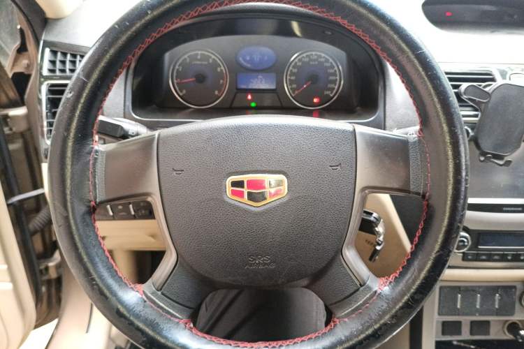 Used Geely Auto Classic Emgrand 2013 Sedan 1.5L Manual Elite Model Steering Wheel