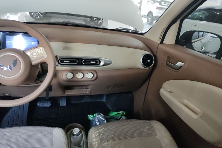 Used Wuling Hongguang MINIEV 2025 Four-Door Version Advanced Edition Audio And AC Panel