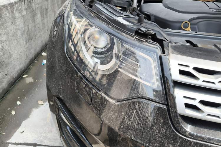 Used Land Rover Discovery Sport 2018 240 PS HSE Version