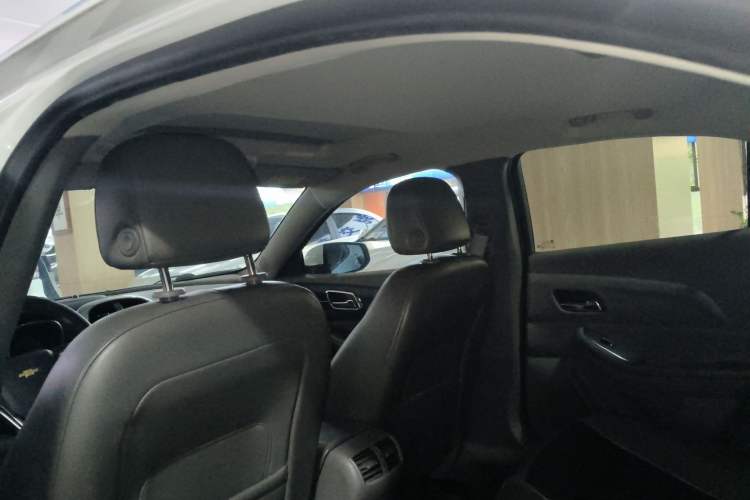 Used Chevrolet Malibu 2014 2.0L Automatic Luxury Edition Headliner