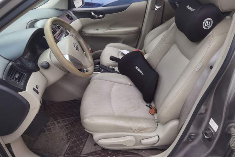 Used Nissan Tiida 2011 1.6L CVT Smart Version Left Front Seat