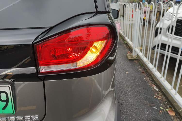 Used Baojun E100 2019 250KM Smart Enjoyment Version Exterior 3