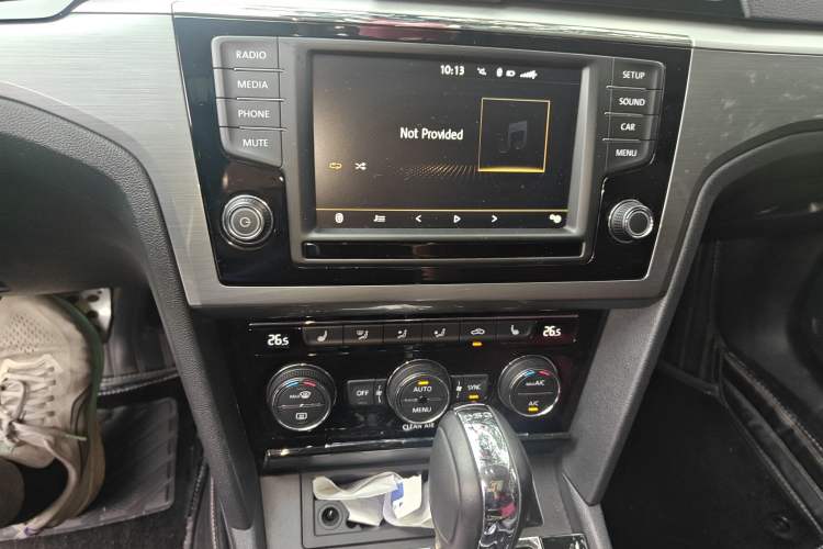 Used Volkswagen Lamando 2017 280TSI DSG Luxury Edition
