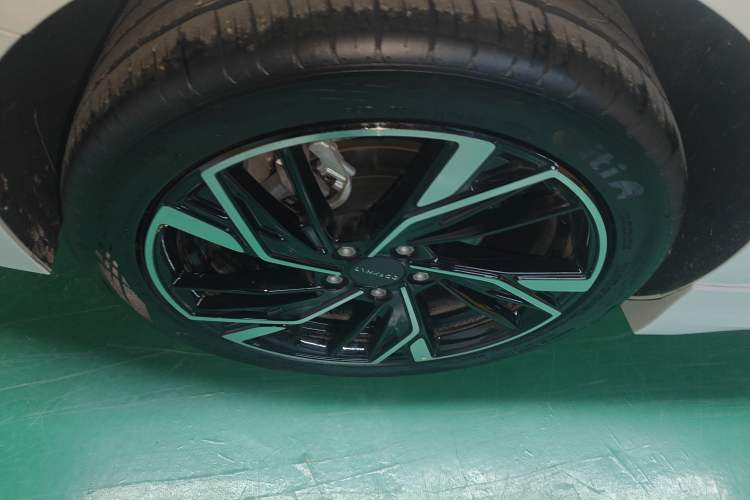 Used Lynk & Co 03 2025 1.5TD DCT Champion Edition Plus