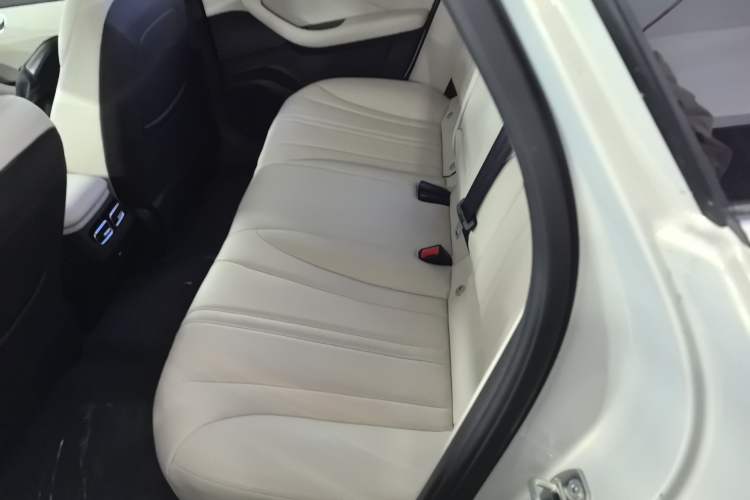 Used Roewe D7 2025 DMH 125km World Champion Excellence Edition