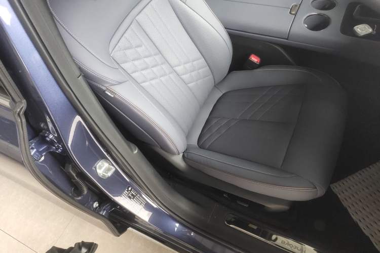 Used Baojun Enjoy 2025 Plug-in Hybrid 140km Luxury Edition
