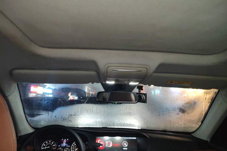 Used BORGWARD BX7 2016 28T Two-Wheel Drive Luxury Version 5 Seats
