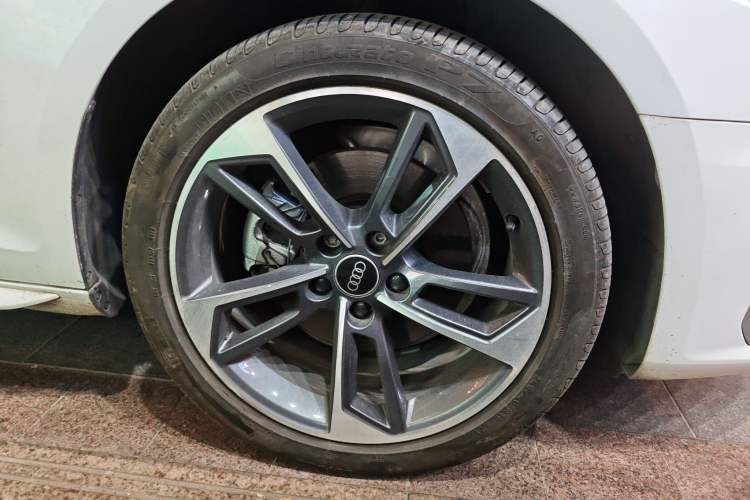 Used Audi A4L 2024 40 TFSI Fashion Dynamic Model