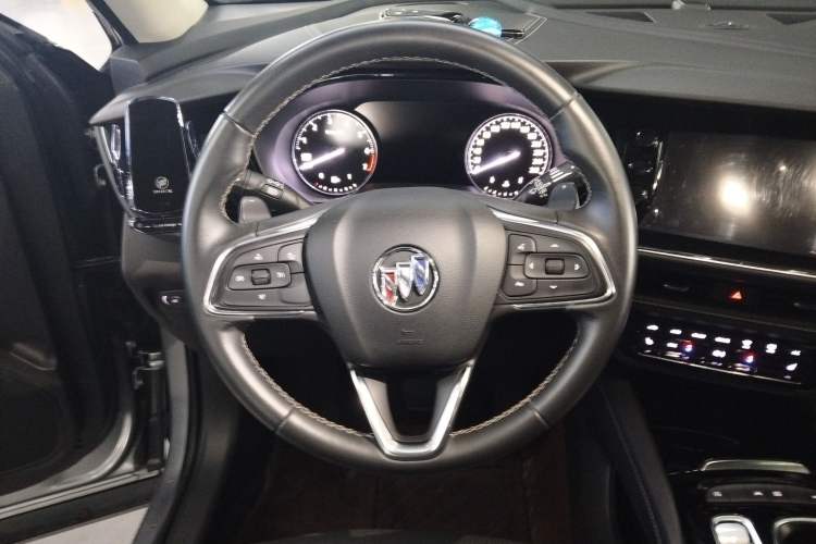 Used Buick Envision 2022 Encore S 552T Two-Wheel-Drive Luxury Model Steering Wheel