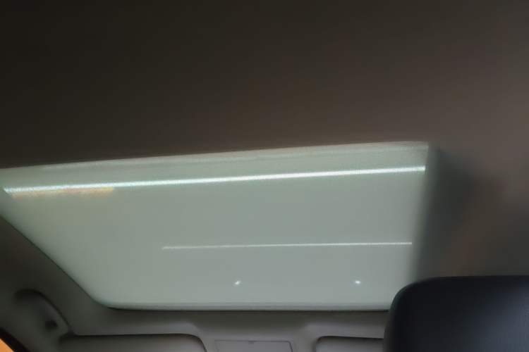 Used Jaguar XFL 2019 XFL 2.0T 250 PS Two-Wheel-Drive Luxury Edition