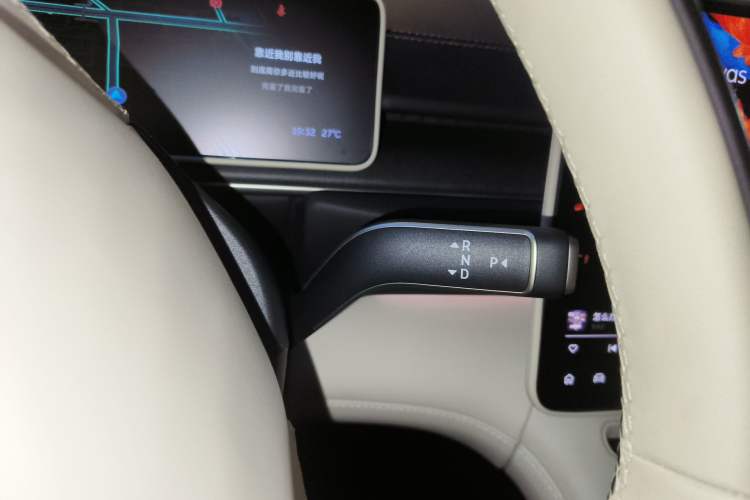 Used Nio ES6 2025 75 kWh Gear Lever