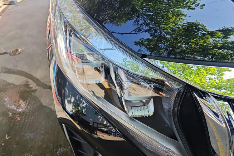 Used GAC Trumpchi M8 2023 Lingxiu Series 390T Luxury Edition Exterior 6