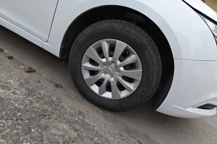 Used Chevrolet Cruze 2015 1.5L Classic SL MT
