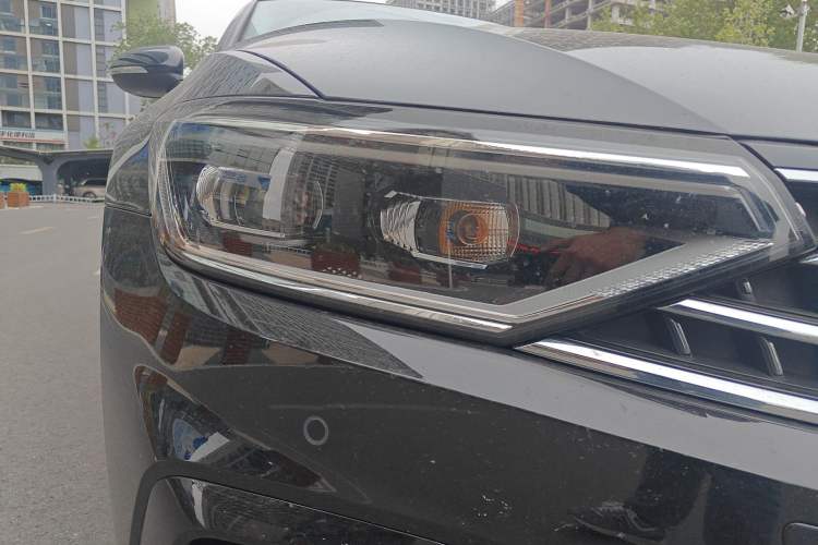 Used Volkswagen Magotan 2023 2 Million Units Commemorative Edition 330TSI DSG Luxury Version
