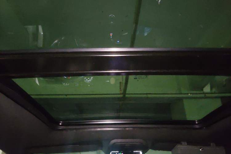 Used Cadillac XT5 2021 2.0T Two-Wheel Drive Luxury Version Headliner