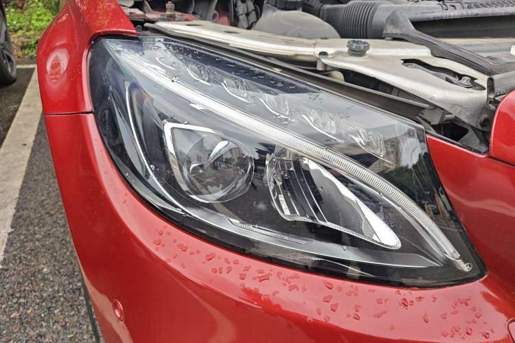 Used Mercedes-Benz C-Class 2015 Restyled C 180 L Sport Edition Right Front Headlight