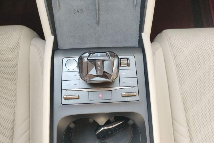 Used BYD Qin L 2024 DM-i 120KM Excellence Model
