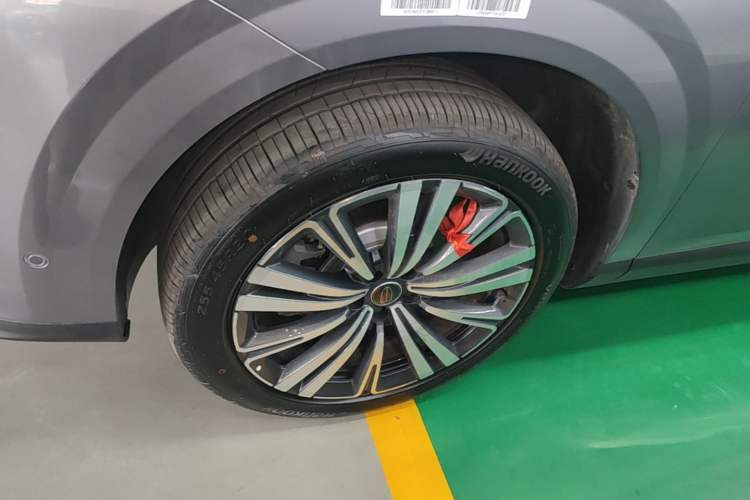 Used Hongqi HS6 PHEV 2026 240 Smart Hybrid Version