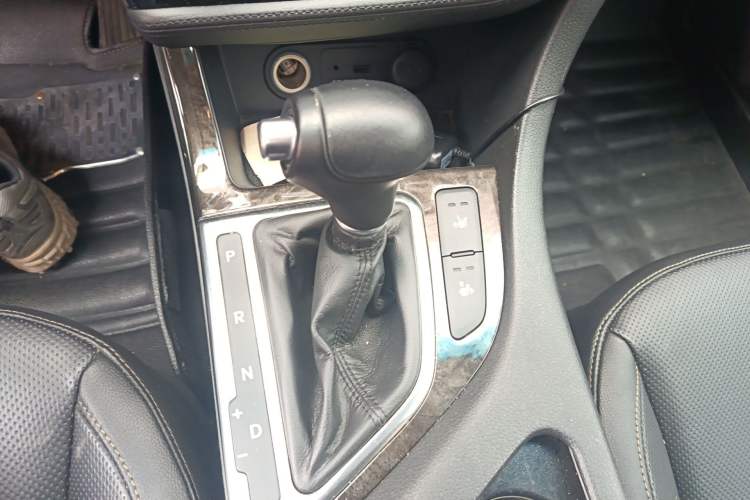 Used Kia K5 2015 2.0L Automatic LUX