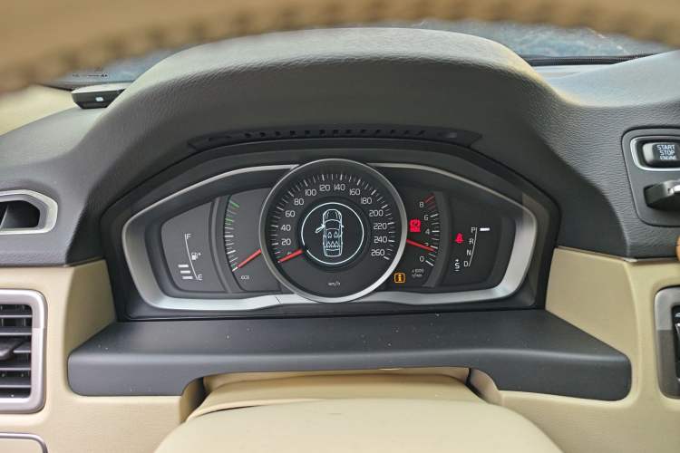 Used Volvo S80L 2014 2.0T T5 Intelligent Luxury Edition